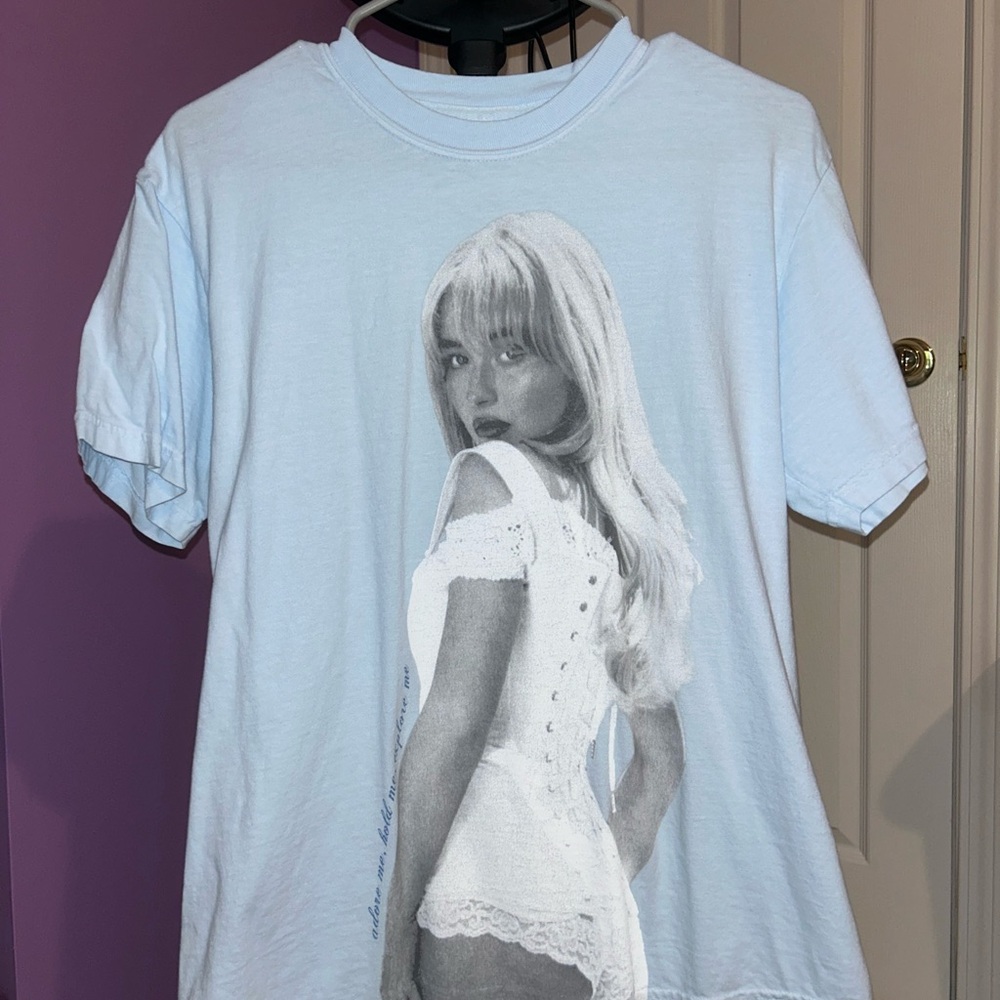 Sabrina Carpenter Juno